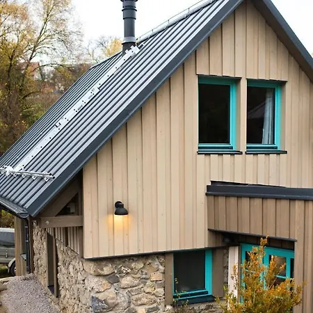 Сasa de vacaciones Chalúpka Opal A Achat Na Lúke Lukahuta Chaletstiavnica Na Samote - Samoobslužný Prístup Cez Pin-kód Nonstop *