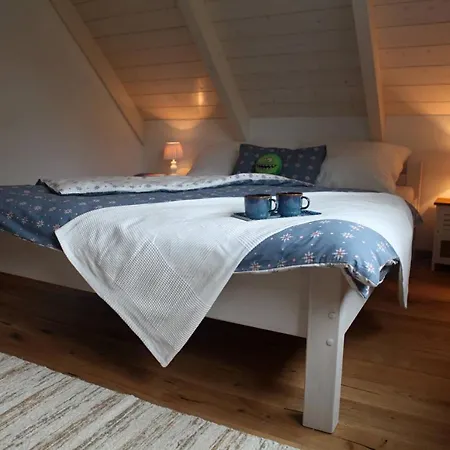 Chalúpka Opal A Achat Na Lúke Lukahuta Chaletstiavnica Na Samote - Samoobslužný Prístup Cez Pin-kód Nonstop Сasa de vacaciones