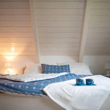 Chalupka Opal: Secluded Mountain Retreat With Self-check-in Banska Stiavnica