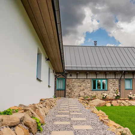 펜션 Chalupka Opal A Achat Na Luke Lukahuta Chaletstiavnica Na Samote - Samoobsluzny Pristup Cez Pin-kod Nonstop Banská Štiavnica