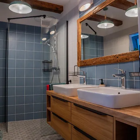 Chalupka Opal: Secluded Mountain Retreat With Self-check-in *