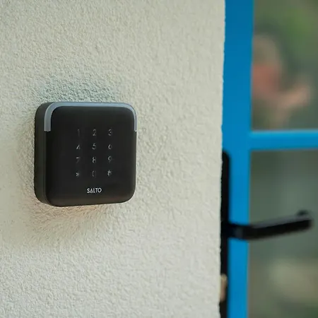 Chalúpka Opal A Achat Na Lúke Lukahuta Chaletstiavnica Na Samote - Samoobslužný Prístup Cez Pin-kód Nonstop Сasa de vacaciones Banská Štiavnica