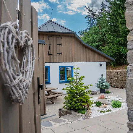 Chalupka Opal A Achat Na Luke Lukahuta Chaletstiavnica Na Samote - Samoobsluzny Pristup Cez Pin-kod Nonstop *